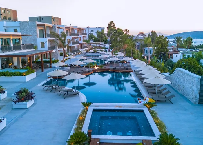 Ayaz Suites